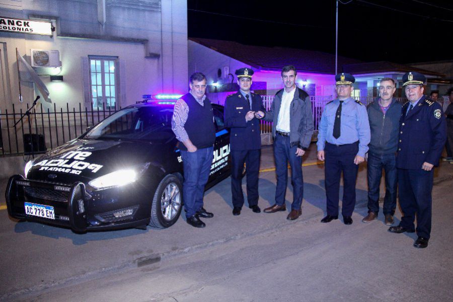 Presentaron móvil Policial- Foto Patricia Tardini