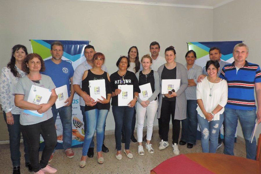 Toma posesión de viviendas - Foto Prensa CdF