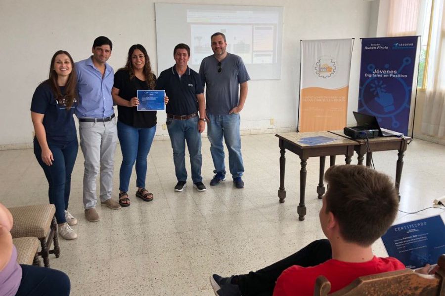 Jóvenes Digitales en Positivo