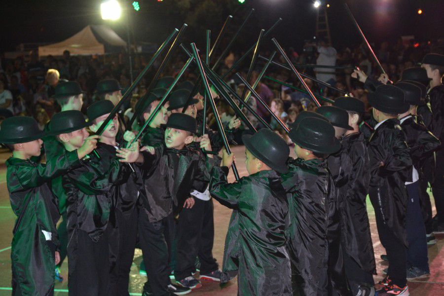 Velada Escuela 321