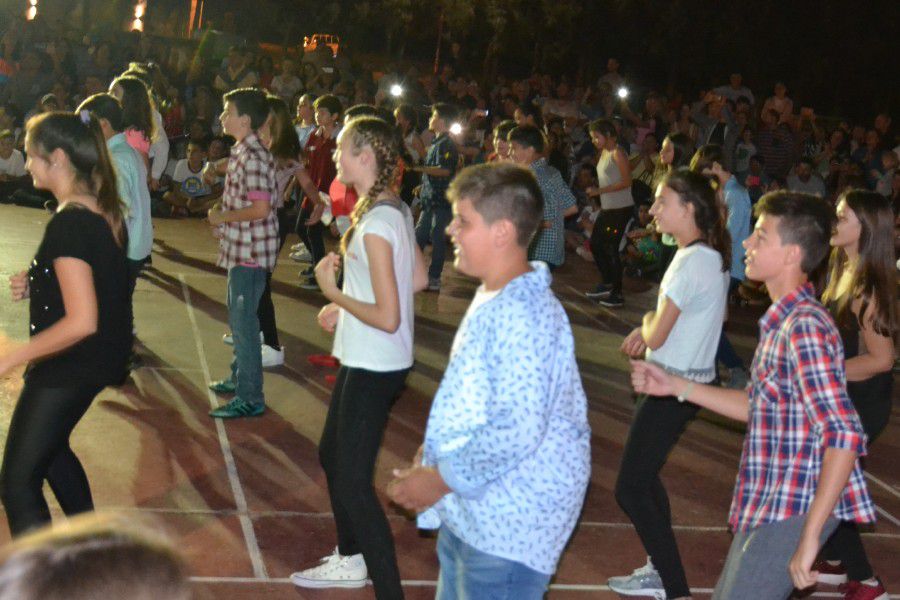 Velada Escuela 321