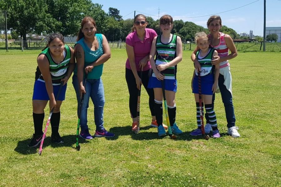 Encuentro de Hockey infantil en el CAF