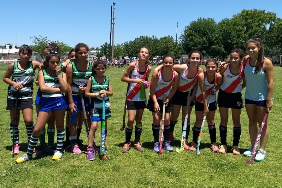 Encuentro de Hockey infantil en el CAF