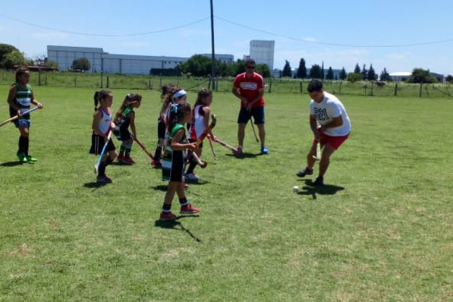 Encuentro de Hockey infantil en el CAF