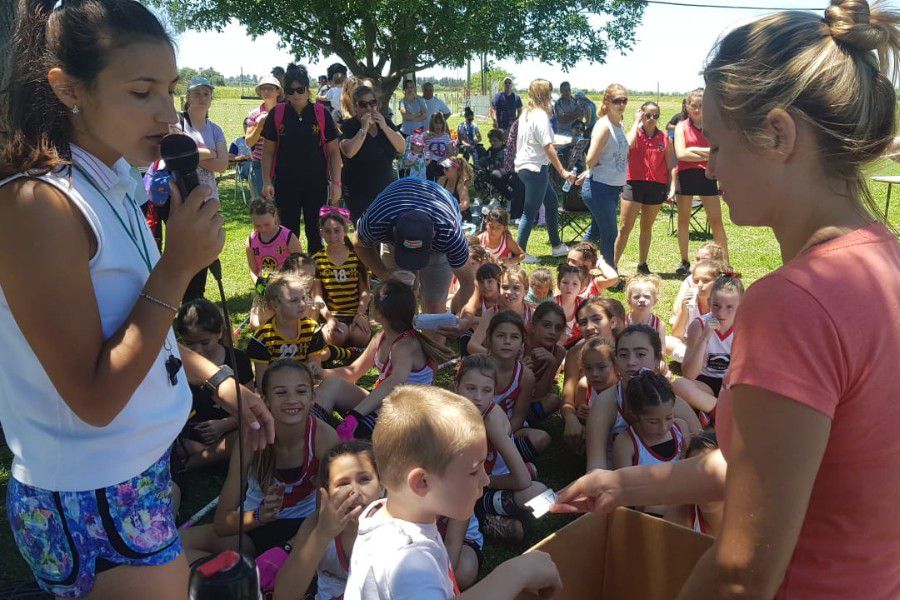 Encuentro de Hockey infantil en el CAF