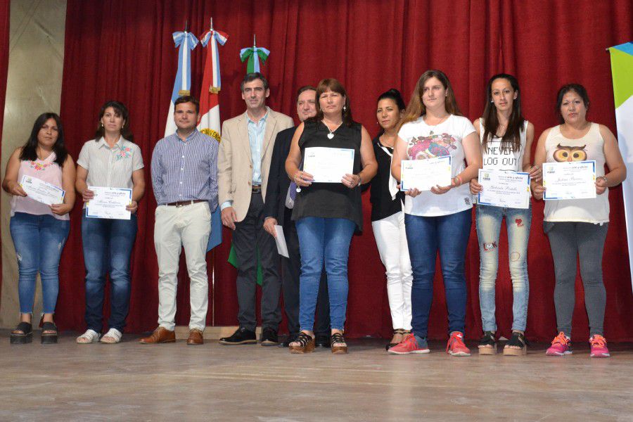 Entrega de diplomas - Escuela de Artes y Oficios