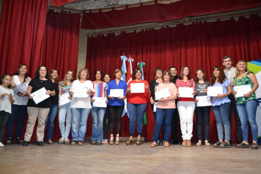 Entrega de diplomas - Escuela de Artes y Oficios