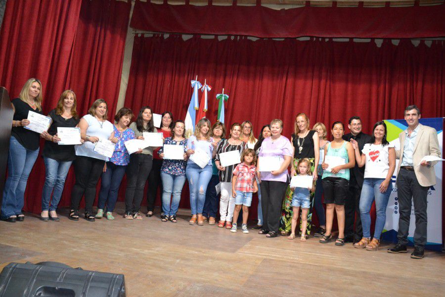 Entrega de diplomas - Escuela de Artes y Oficios