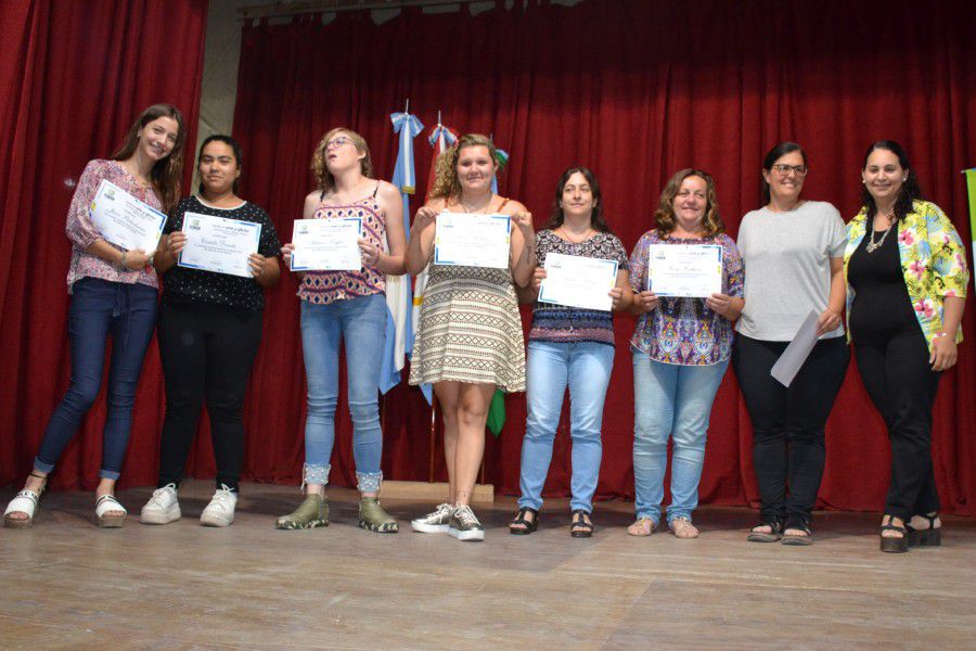 Entrega de diplomas - Escuela de Artes y Oficios