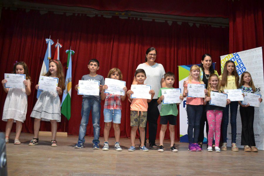 Entrega de diplomas - Escuela de Artes y Oficios