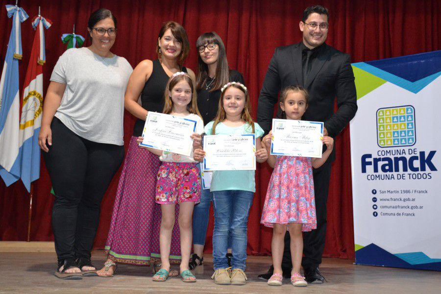 Entrega de diplomas - Escuela de Artes y Oficios