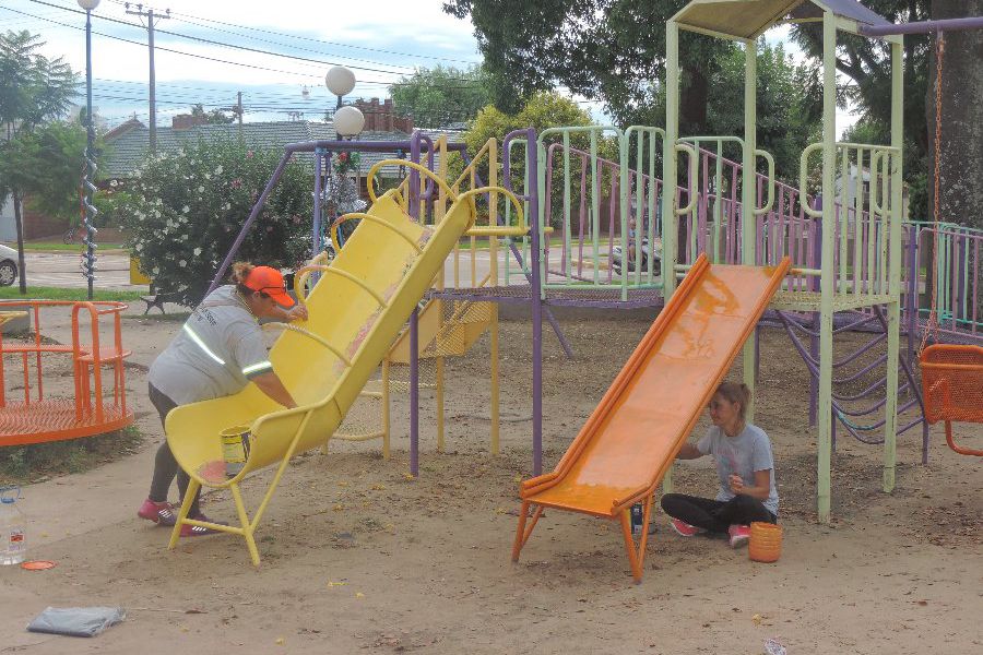 Mantenimiento en Plaza Sarmiento