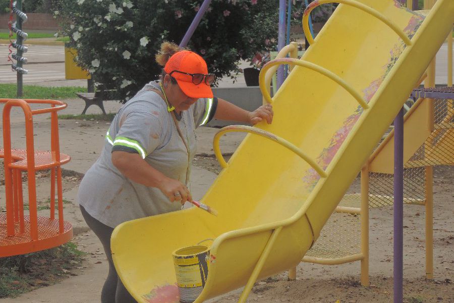 Mantenimiento en Plaza Sarmiento