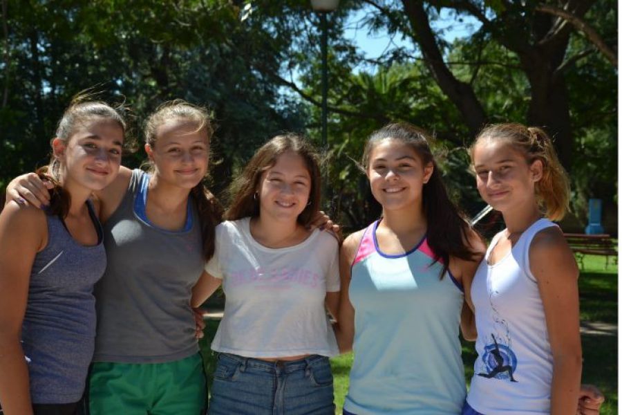 Laura Franzen, Paulina Jullier, María Emilia Insaurralde, Abril Rosatti y Virginia Rathge