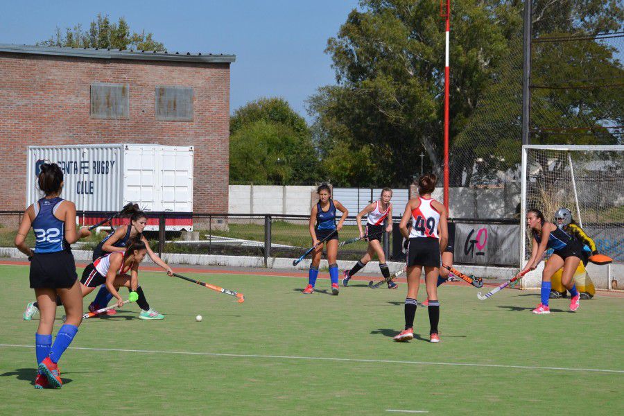 CAF vs. UNI en la ASH