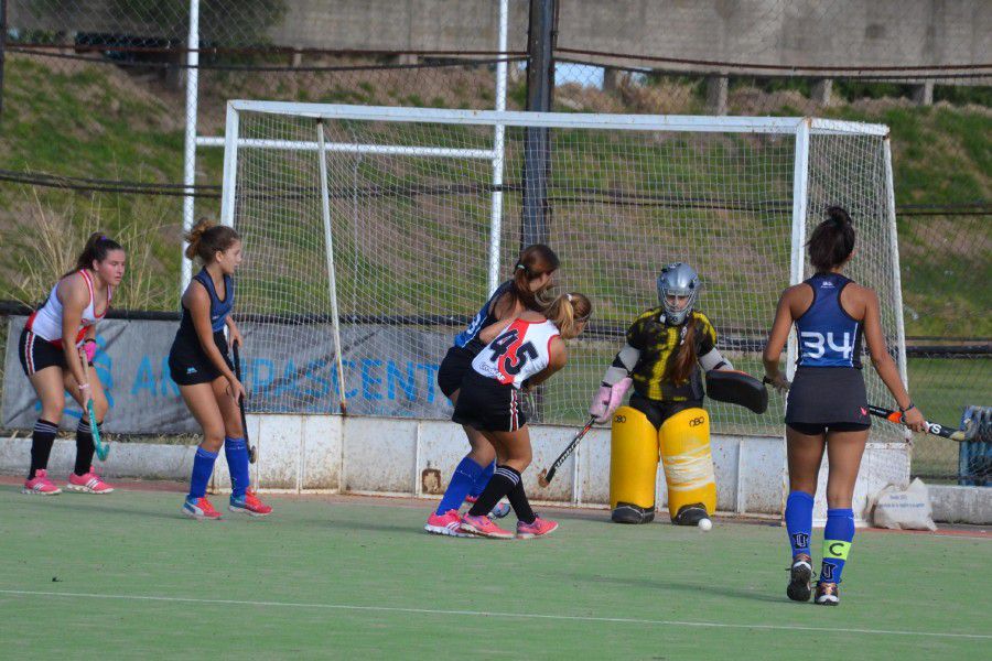 CAF vs. UNI en la ASH