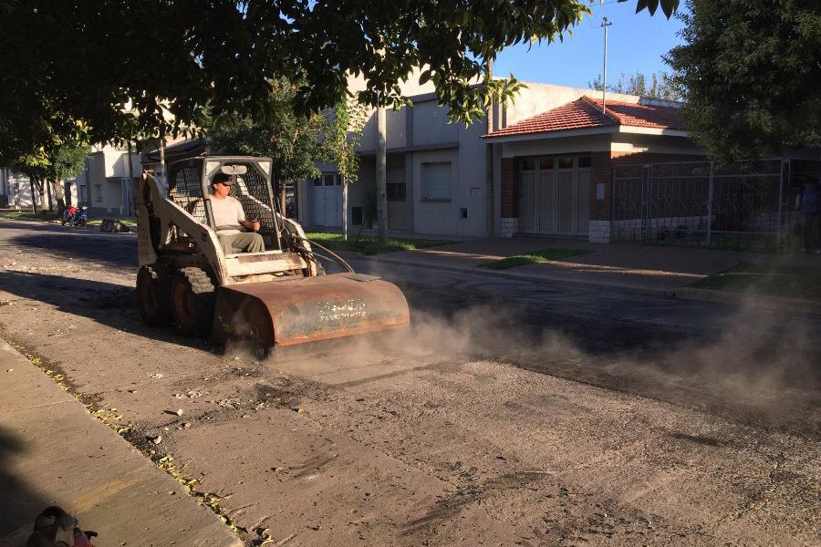 Bacheo calle Moreno