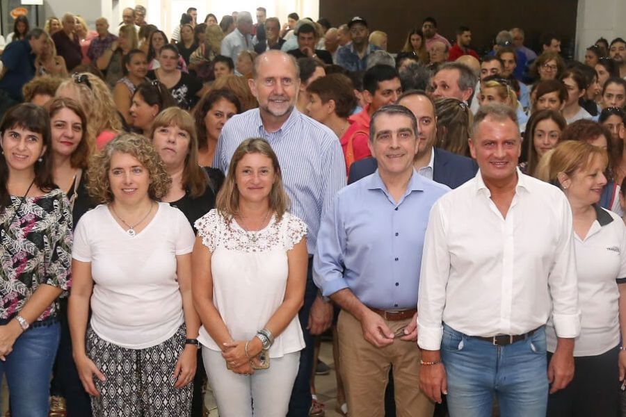 Perotti: «Vamos a garantizar la educación en nuestra provincia»