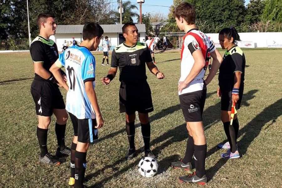 LEF Inferiores CAA. vs CAF - Foto Leo Porporato