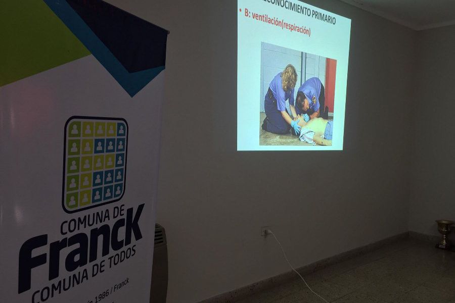 Capacitación en RCP y primeros auxilios