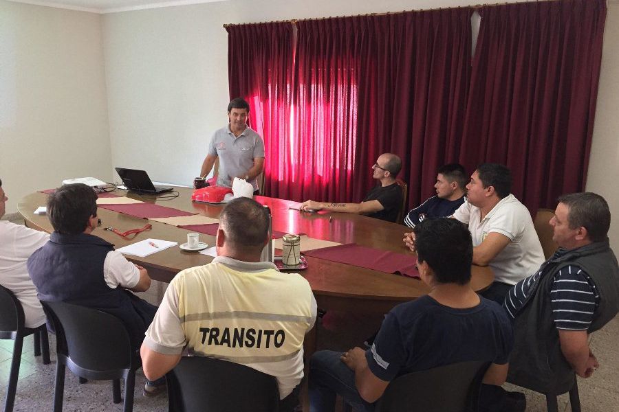 Capacitación en RCP y primeros auxilios