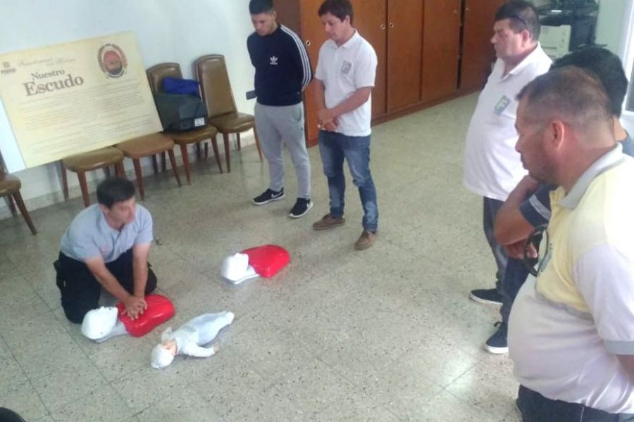 Capacitación en RCP y primeros auxilios