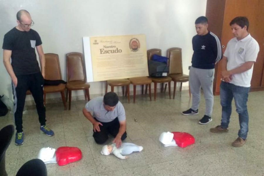 Capacitación en RCP y primeros auxilios