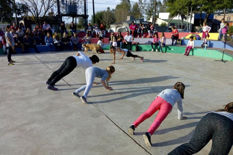 Cultura de Barrio en Plaza de las Culturas
