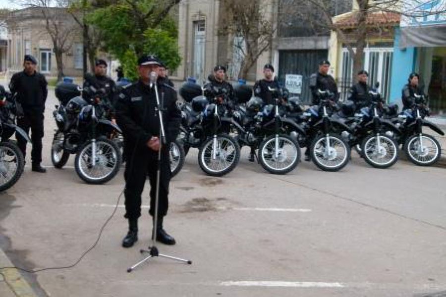 Nuevos móviles Policiales en Esperanza8