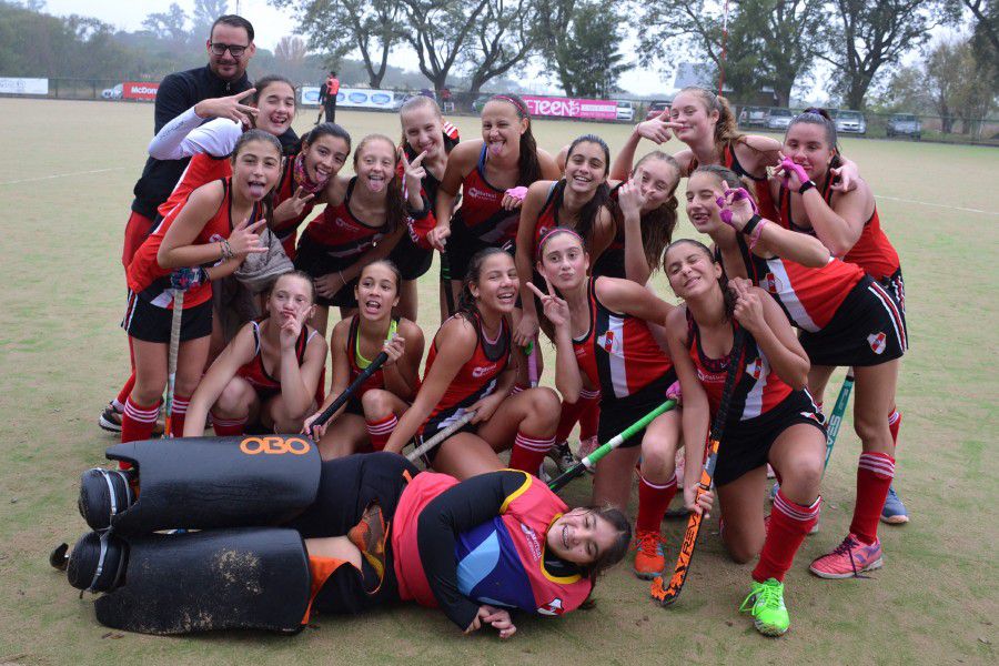 Hockey en Sauce Viejo - CAA vs CAF