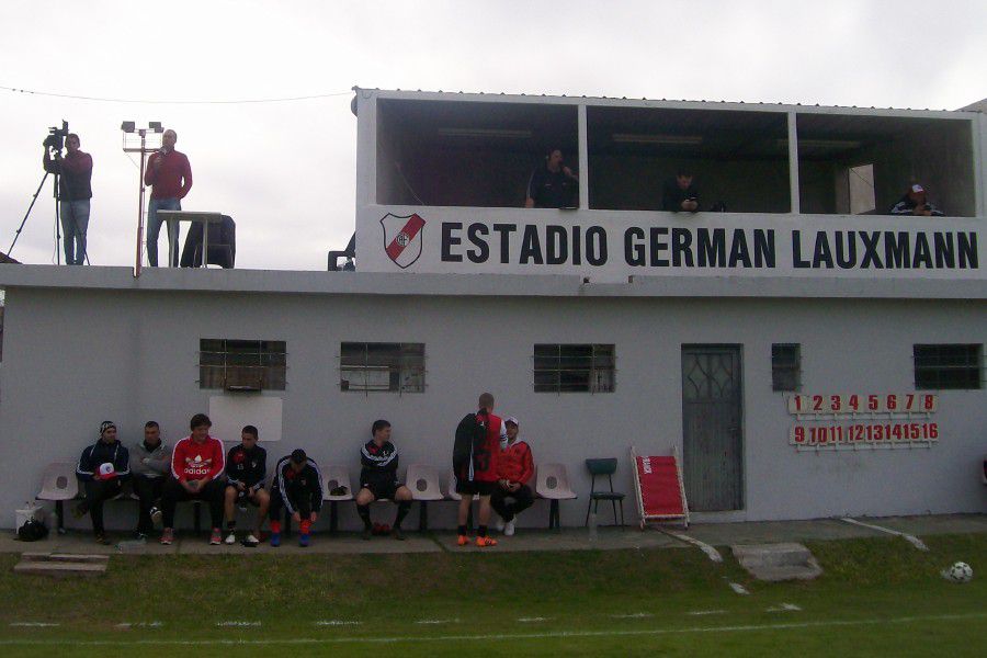 LEF Primera CAF vs ADJ