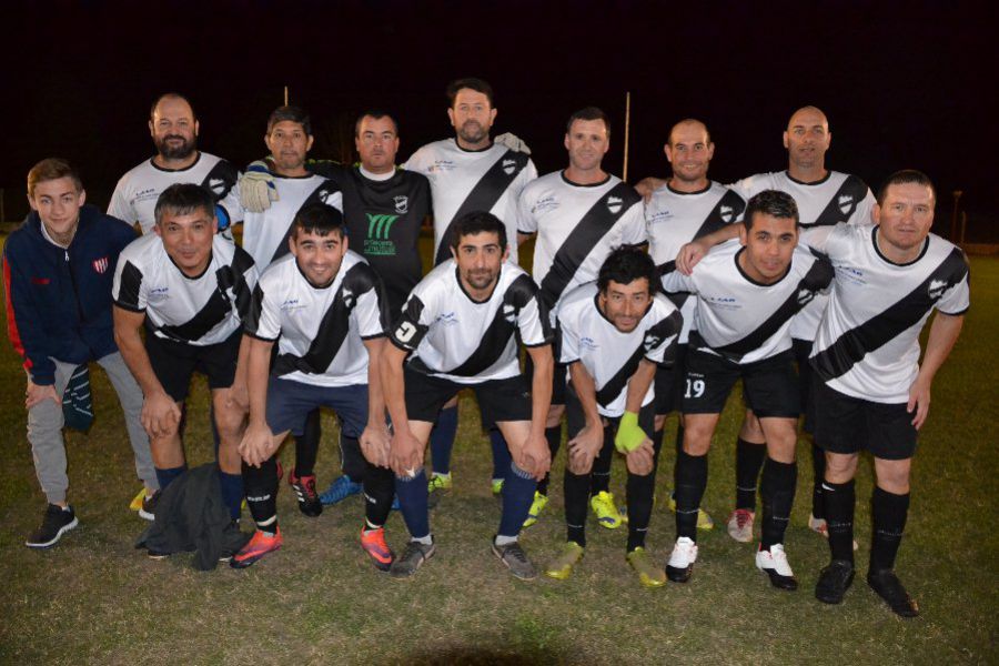 Apertura Senior USD vs Alumni