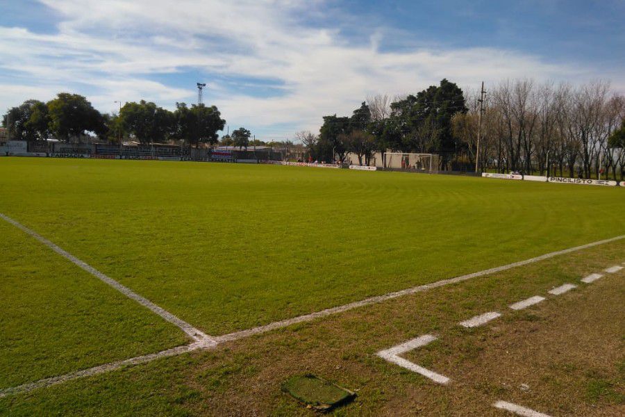 LEF Tercera CCSC vs CAF - Foto Malena Gardiol