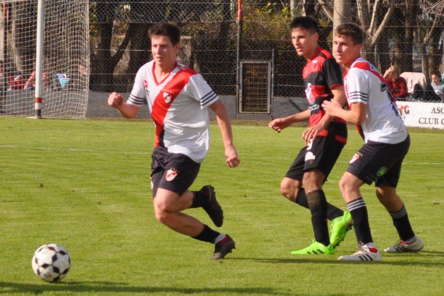 LEF Tercera CCSC vs CAF - Foto Malena Gardiol