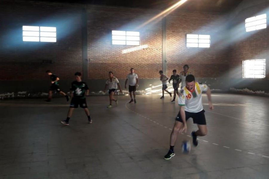 Amistoso de Handball en Argentino