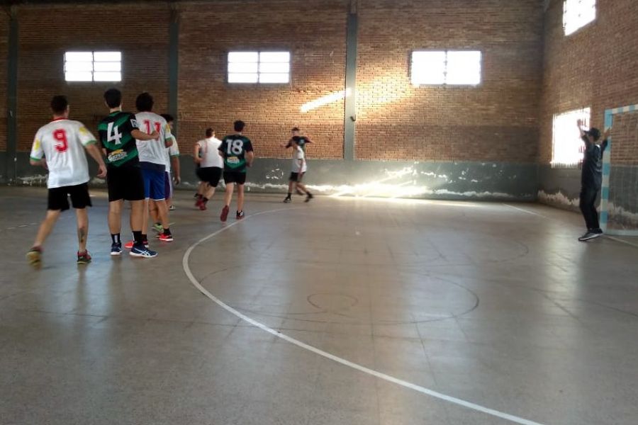 Amistoso de Handball en Argentino