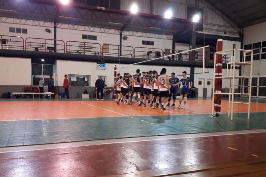 Voley de Primera CAF vs Paracao