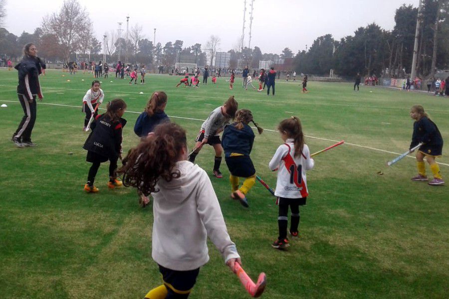 Hockey CAF - Encuentro en CRAI