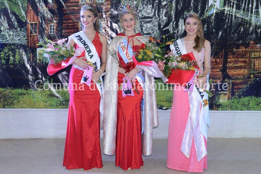Sofía Müller con Bárbara Ledróz y Camila Lauxmann