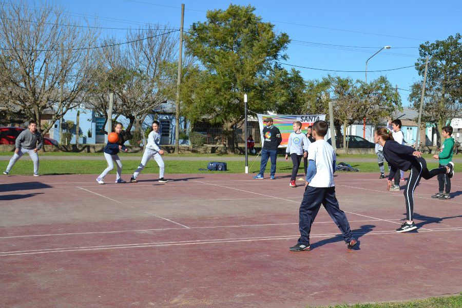 Santa Fe Juega en el Poli Comunal