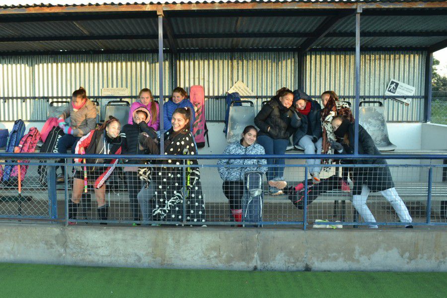 Hockey CAF campeón en Sexta - Copa de Bronce