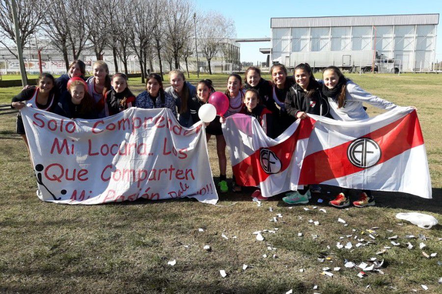 Hockey CAF campeón en Sexta - Copa de Bronce