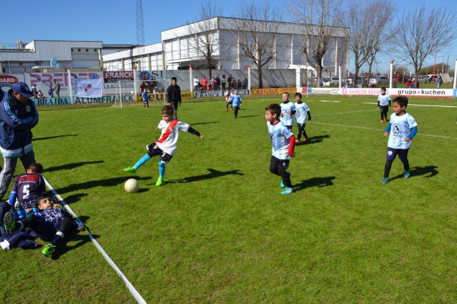 Fútbol infantil en el CAF