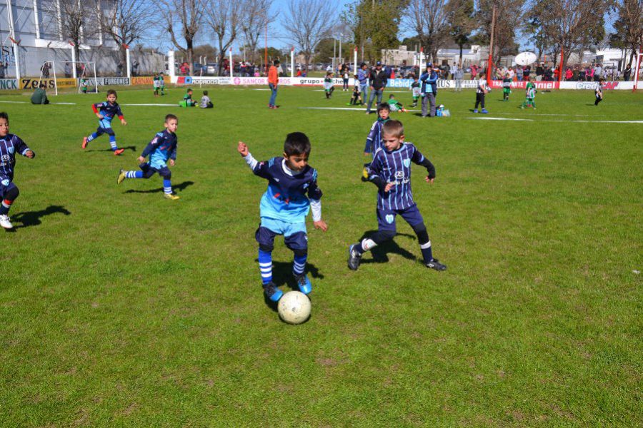 Fútbol infantil en el CAF