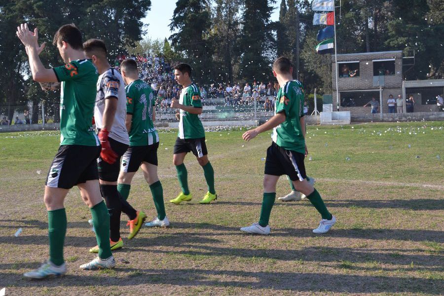 LEF Primera CAU vs CAF - Cuartos de Final Ida