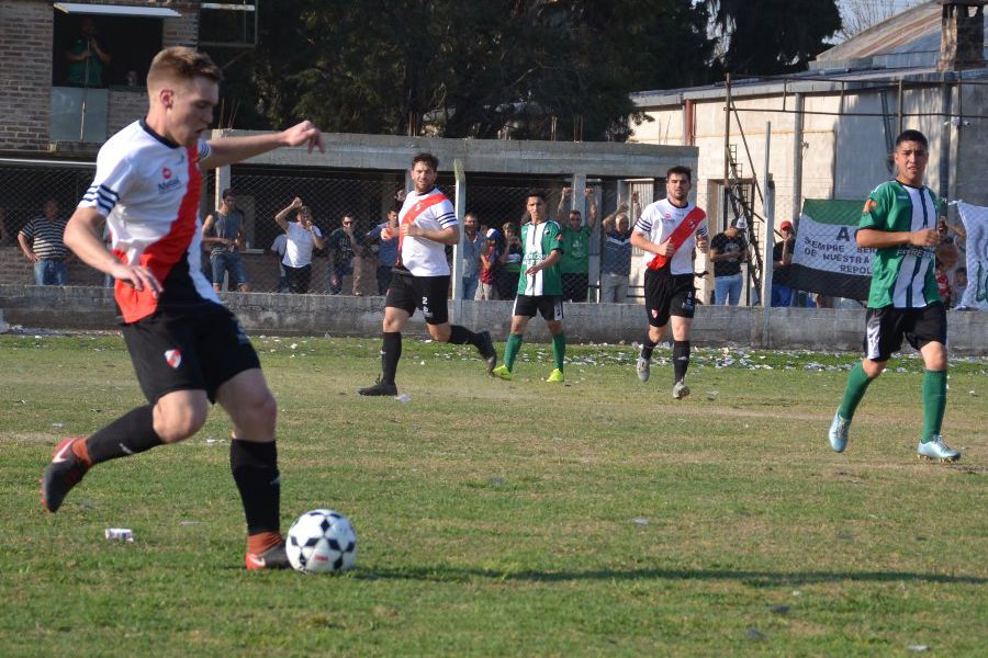 LEF Primera CAU vs CAF - Cuartos de Final Ida