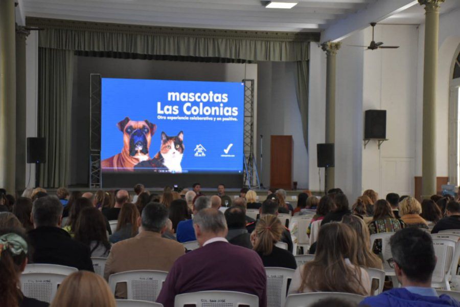 Pirola presentó Mascotas Las Colonias