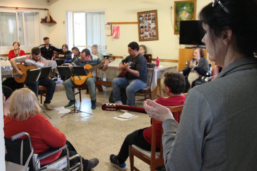 Fortaleciendo Vínculos con la música