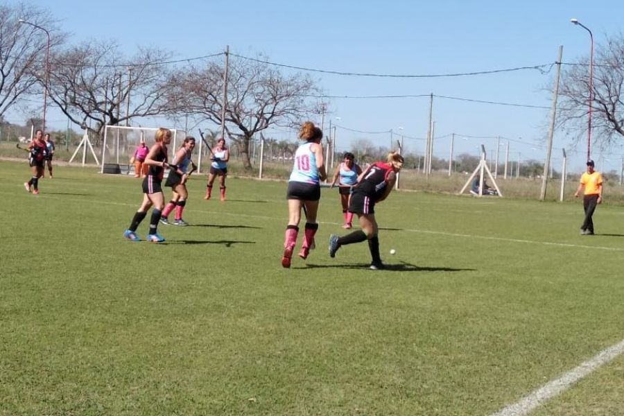 Mami hockey del CAF en Santoto