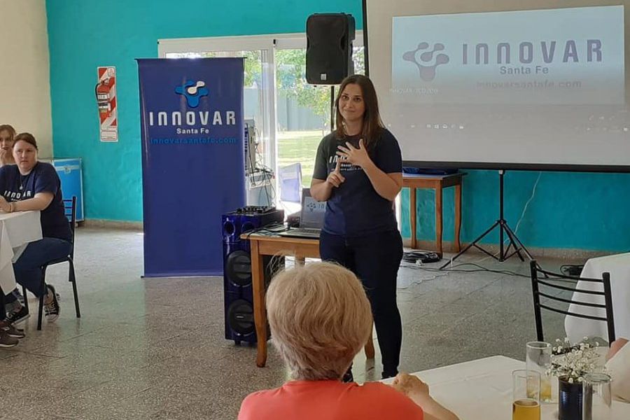 Pirola con Fundación Innovar